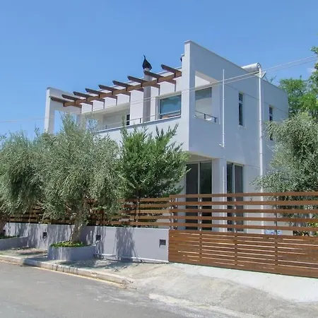 Villa κουκουβαγιακι *